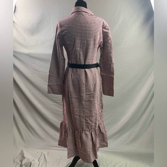 Houndstooth Print Belted Tweed Dress - Picture 7 of 9